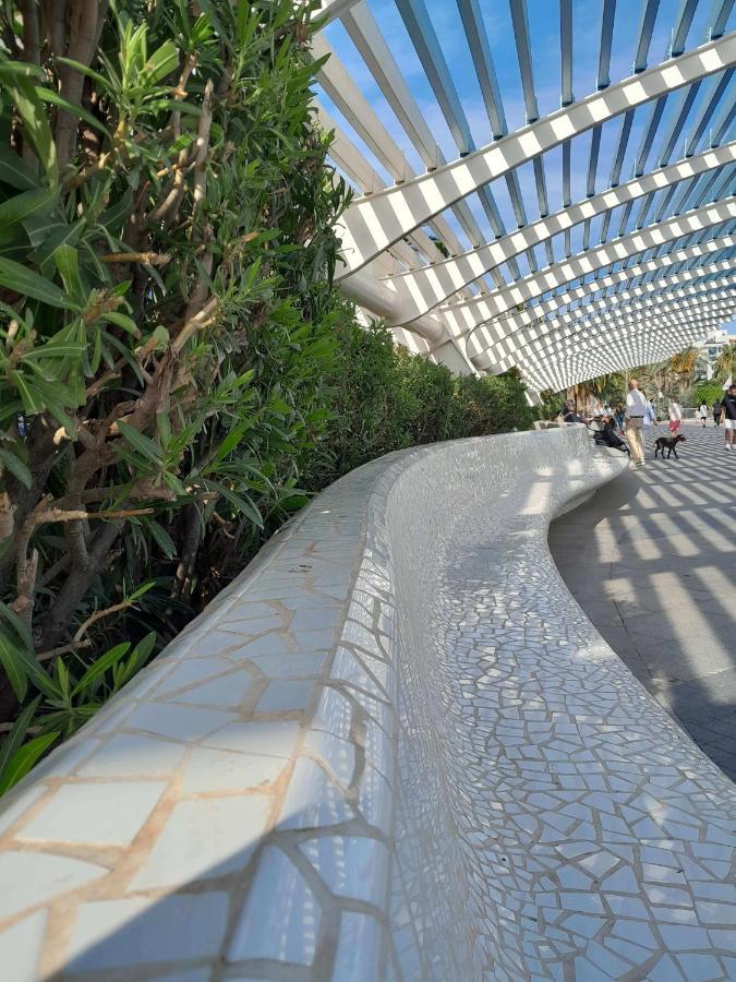 Stylowy Apartament Harmonia Playa Del Cura, Hiszpania Lägenhet Torrevieja Exteriör bild
