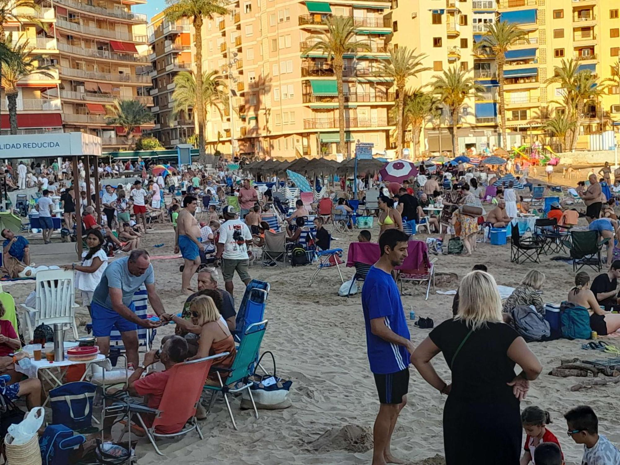 Stylowy Apartament Harmonia Playa Del Cura, Hiszpania Lägenhet Torrevieja Exteriör bild